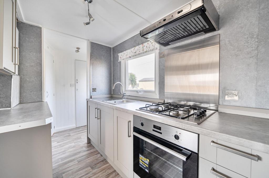U-shaped kitchen