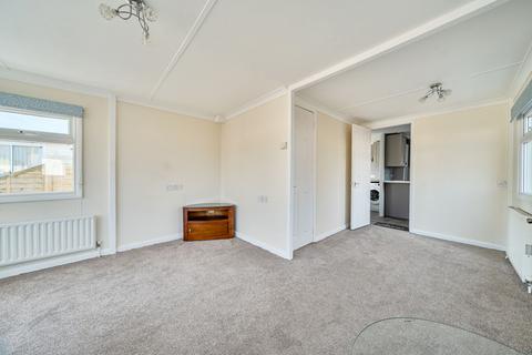 2 bedroom mobile home for sale, Mayridge, Selsey, PO20