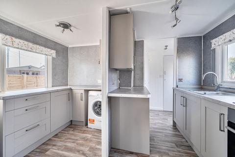 2 bedroom mobile home for sale, Mayridge, Selsey, PO20
