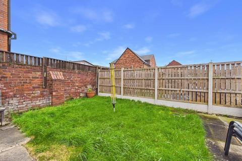 3 bedroom terraced house for sale, Featherstone Lane, Featherstone, Pontefract