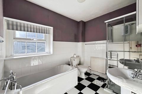 4 bedroom semi-detached house for sale, Rectory Road, Farnborough, Hampshire