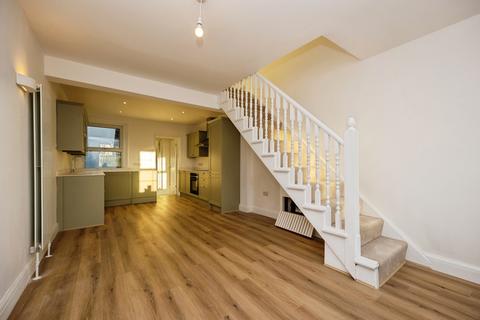 2 bedroom terraced house for sale, Catteshall Road, Godalming, Surrey, GU7