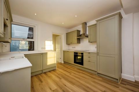 2 bedroom terraced house for sale, Catteshall Road, Godalming, Surrey, GU7