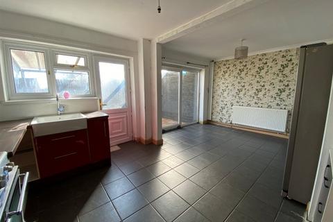 3 bedroom terraced house for sale, Hollybush Road, CARDIFF