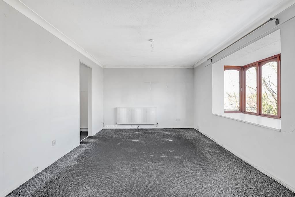 04-94d7 JHProp Wpen - Flat 10 Capel Court - 22-small