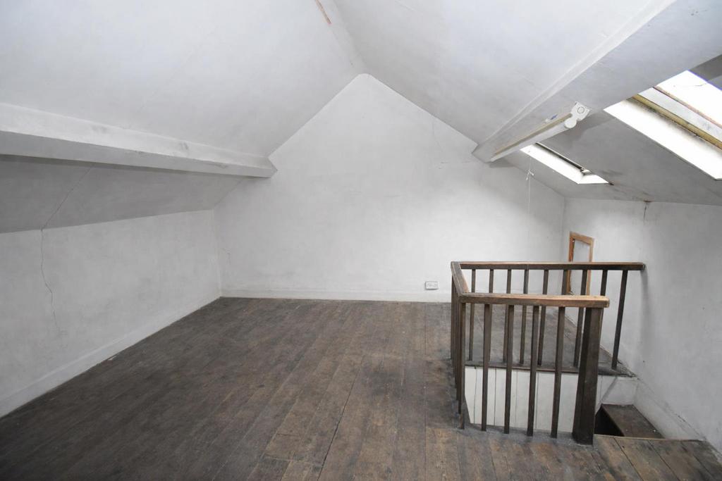 Clean attic floor.png