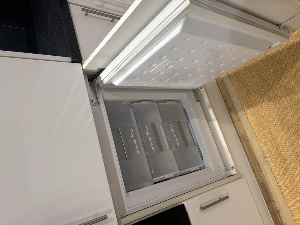 Pereers Freezer.jpg