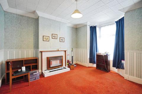 3 bedroom end of terrace house for sale, Grange Street, Burton-on-Trent, Staffordshire, DE14