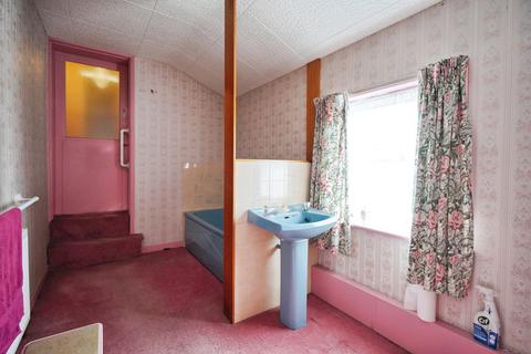 3 bedroom end of terrace house for sale, Grange Street, Burton-on-Trent, Staffordshire, DE14