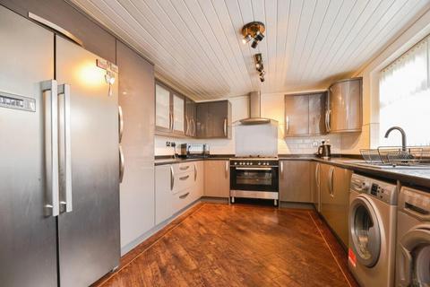 4 bedroom semi-detached house for sale, Ingleby Road, Middlesbrough, TS4