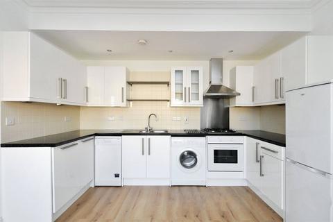 2 bedroom flat to rent, Alexandra Road London N8
