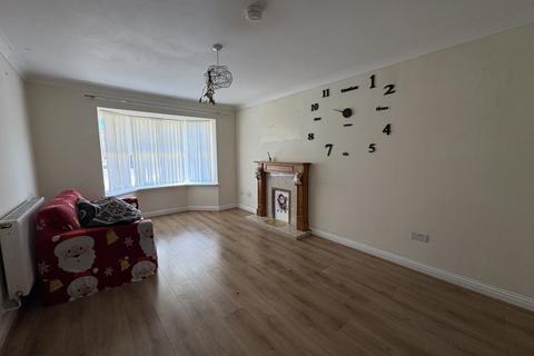 4 bedroom detached house for sale, 18 Monks Drive, Eye, Peterborough, Cambridgeshire PE6 7WG