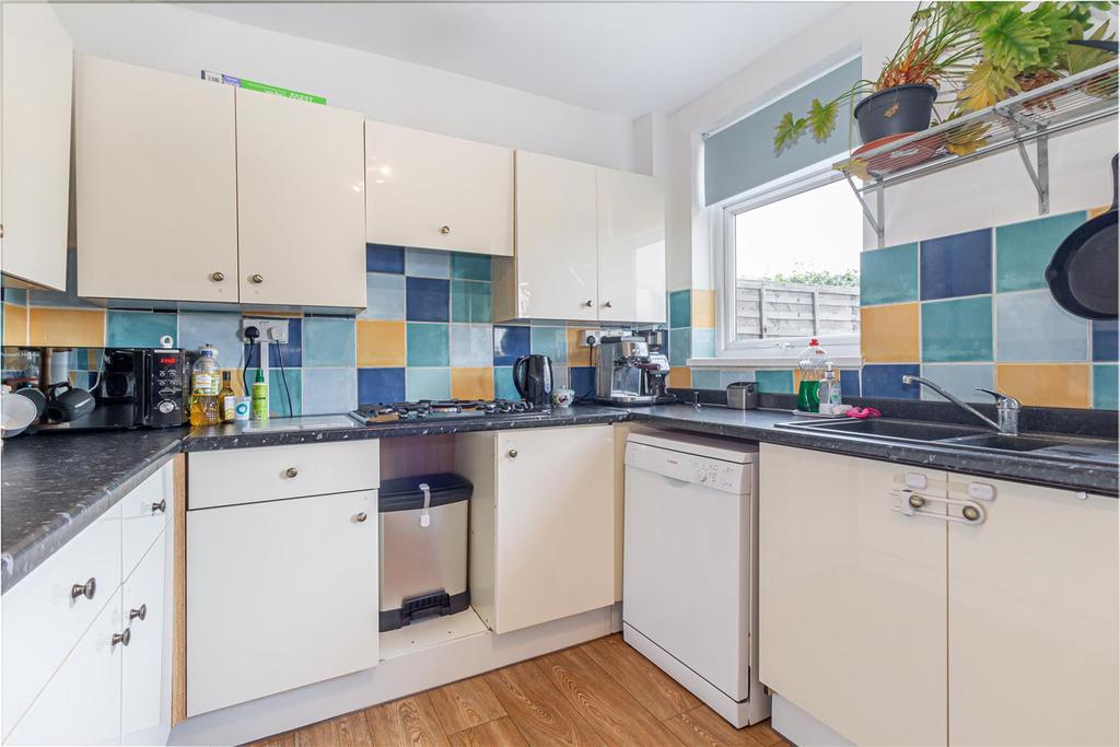 Kitchen-4.jpg