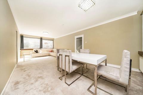 2 bedroom flat to rent, St. Edmunds Terrace, London NW8