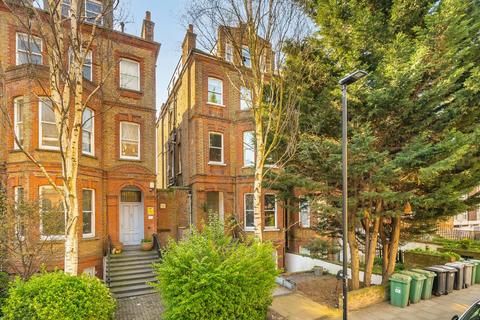 4 bedroom flat to rent, Fellows Road, London NW3