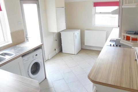4 bedroom semi-detached house for sale, High Street, Aldershot GU12