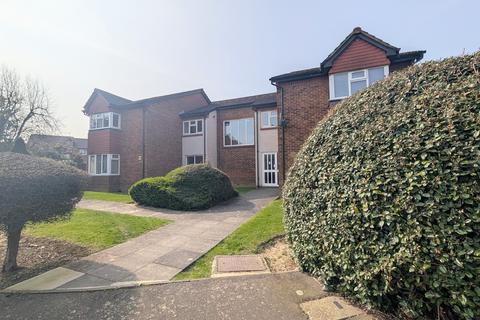 Studio to rent, Rabournmead Drive, NORTHOLT