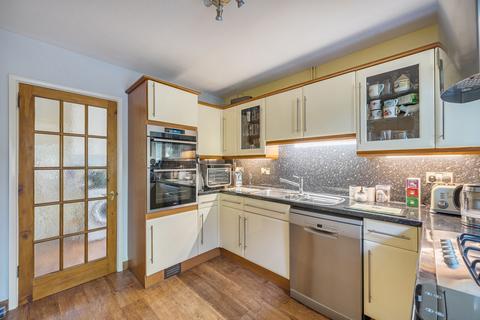 4 bedroom detached house for sale, Lincoln Drive, Pyrford, GU22