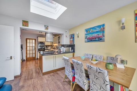 4 bedroom detached house for sale, Lincoln Drive, Pyrford, GU22