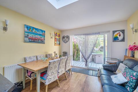 4 bedroom detached house for sale, Lincoln Drive, Pyrford, GU22