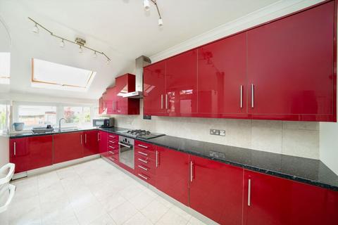 3 bedroom semi-detached house to rent, Westmorland Road, Harrow HA1