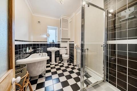 2 bedroom apartment for sale, Shooters Hill Road, London