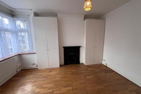 2 bedroom apartment to rent, Lordsmead Road,  Haringey,  N17