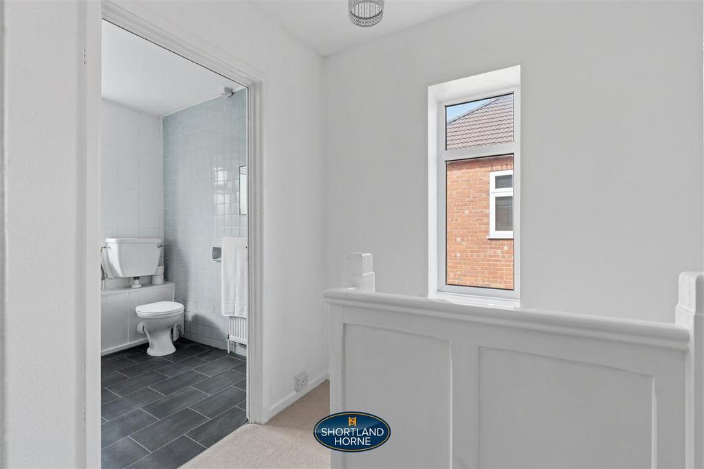 116 Canley Rd (15 of 36).jpg
