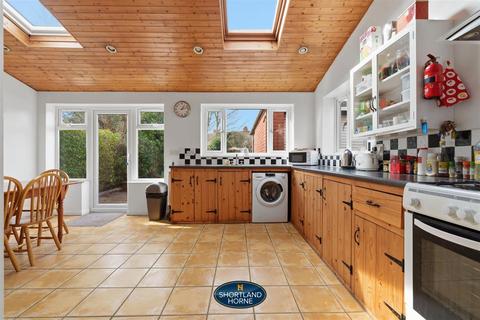 3 bedroom semi-detached house for sale, Canley Road, Coventry CV5