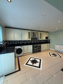 undefined, Woodstock Avenue, Romford, RM3