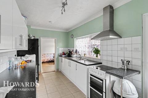 3 bedroom terraced house for sale, Palgrave Road, Great Yarmouth