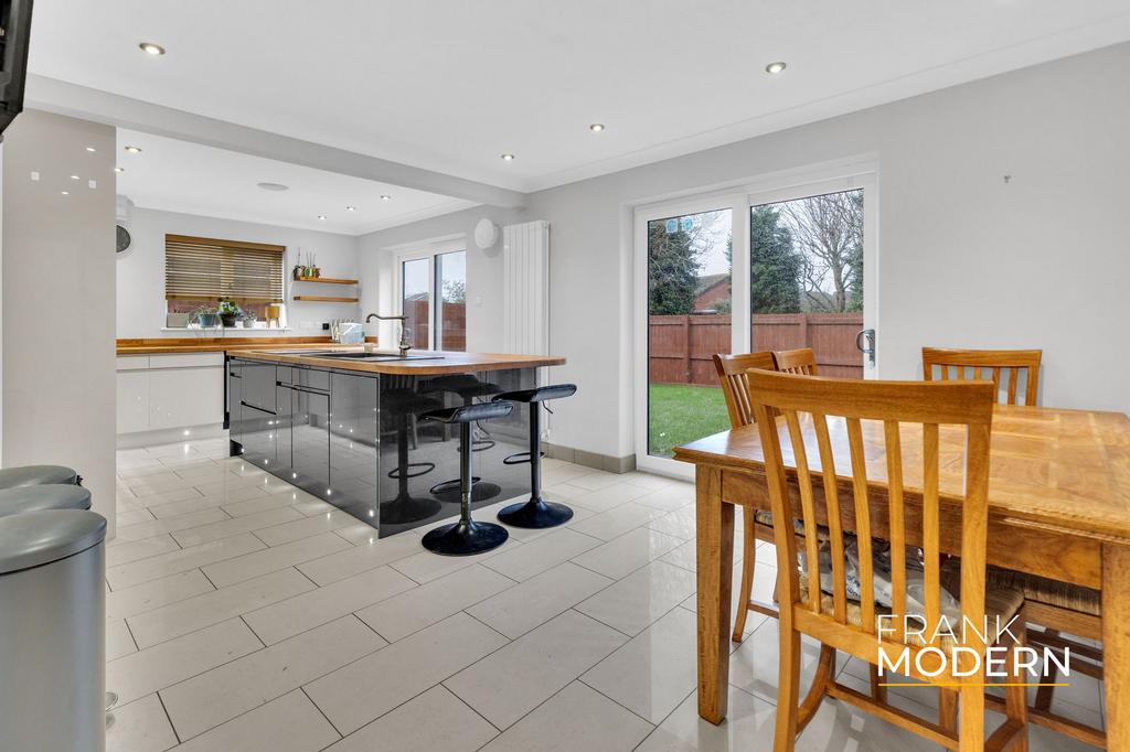 Dining Kitchen
