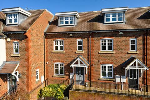 4 bedroom terraced house for sale, Rythe Close, Claygate, Esher, Surrey, KT10