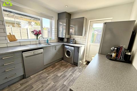 2 bedroom semi-detached house for sale, Long Lane, Hindley Green, Wigan, Greater Manchester, WN2 4QL *MUST VIEW*