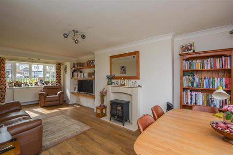 3 bedroom terraced house for sale, Crow Green Lane, Pilgrims Hatch, Brentwood