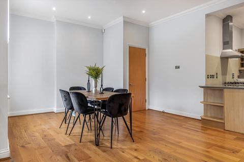 3 bedroom flat to rent, Marylebone High Street, London W1U
