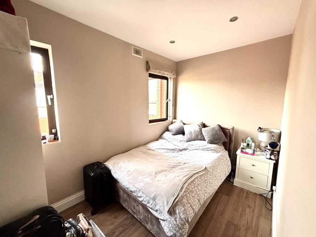 Bed 1