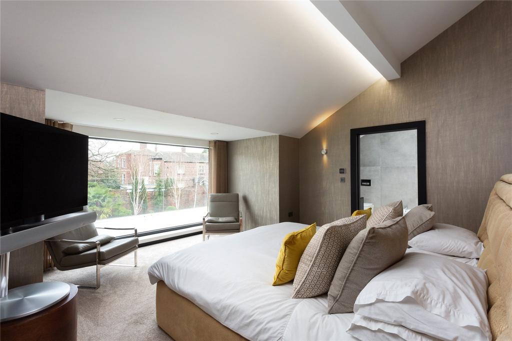 Principal Bedroom