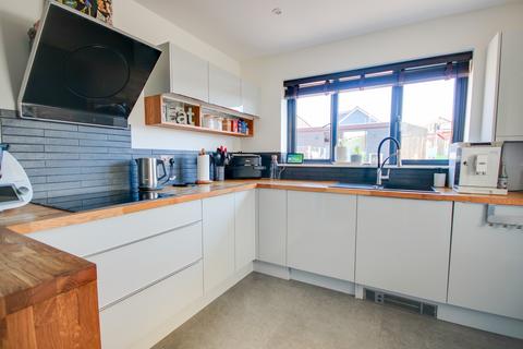 undefined, POETS ESTATE! SUMMER HOUSE & GARAGE! GORGEOUS GARDEN!