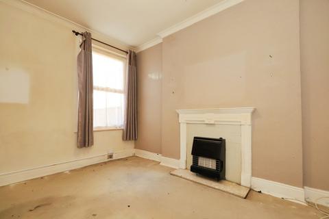 4 bedroom semi-detached house for sale, Hurcott Road, Kidderminster, Worcestershire, DY10