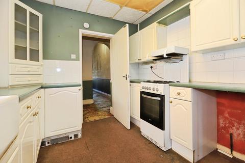 4 bedroom semi-detached house for sale, Hurcott Road, Kidderminster, Worcestershire, DY10