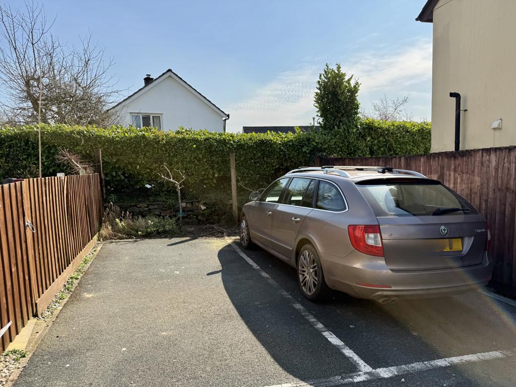 Parking for 2 Cars