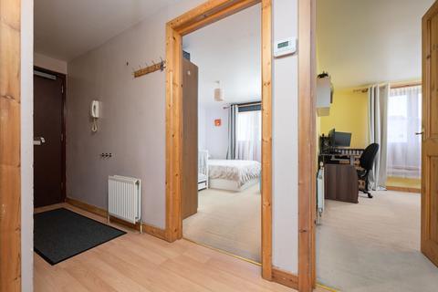 undefined, Flat , Edinburgh