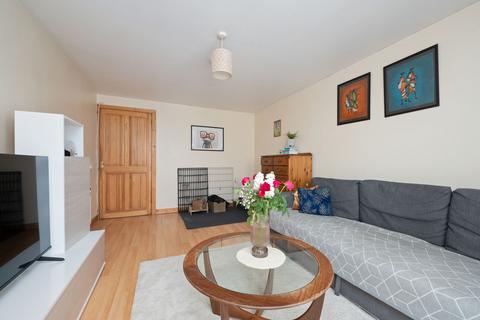 undefined, Flat , Edinburgh