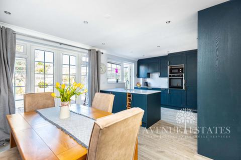 3 bedroom end of terrace house for sale, Wedgwood Drive, Poole BH14