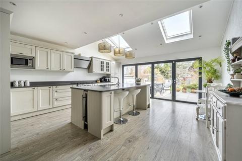 3 bedroom semi-detached house for sale, Birch Tree Avenue, West Wickham