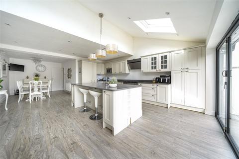3 bedroom semi-detached house for sale, Birch Tree Avenue, West Wickham