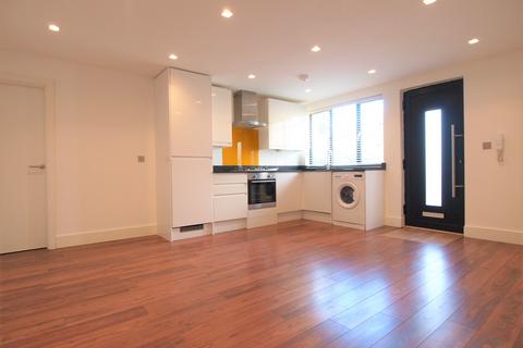 1 bedroom apartment to rent, Thorold Road, Bounds Green, N22
