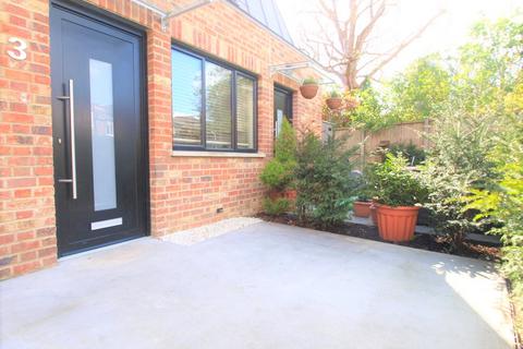 1 bedroom apartment to rent, Thorold Road, Bounds Green, N22