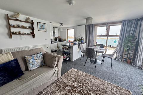 2 bedroom apartment for sale, Newry Beach, Holyhead, Anglesey, LL65
